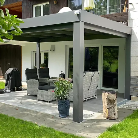 Apartmán Tolles Mit Grosser, Ueberdachter Terrasse *