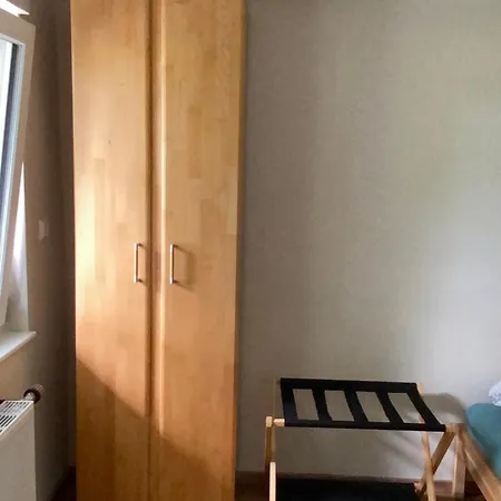 Tolles Mit Grosser, Ueberdachter Terrasse