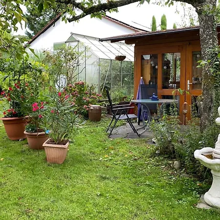 Tolles Mit Grosser, Ueberdachter Terrasse Apartmán