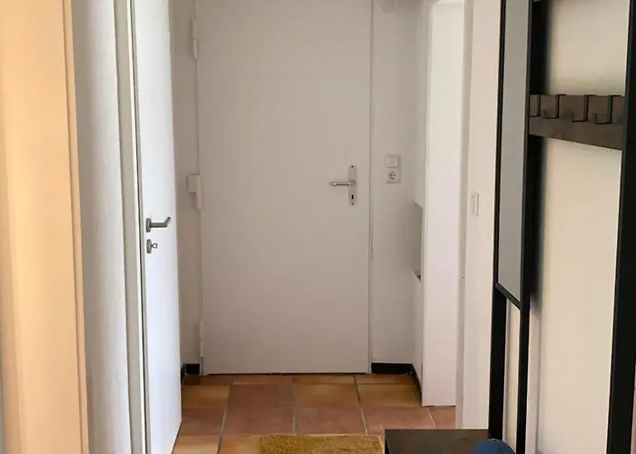 Tolles Mit Grosser, Ueberdachter Terrasse Apartament *