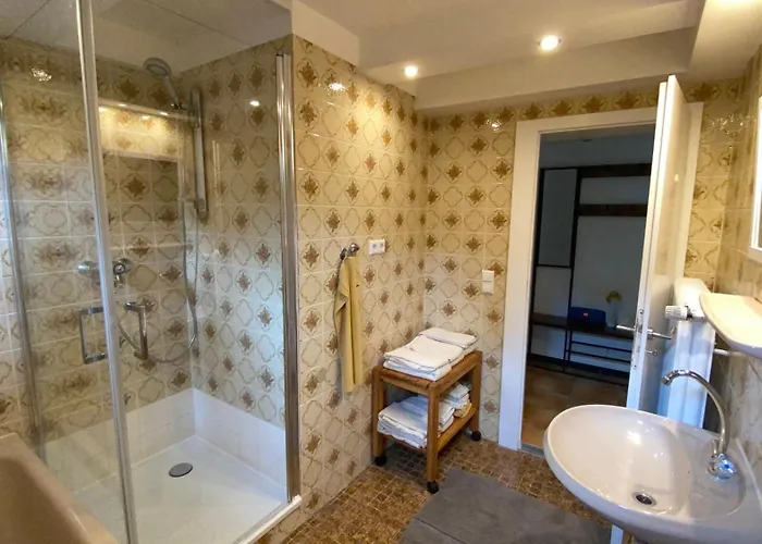 Tolles Mit Grosser, Ueberdachter Terrasse Uberlingen